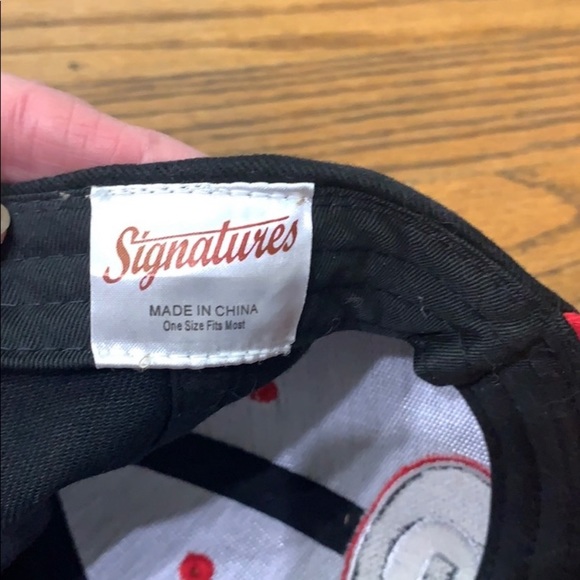 George Bulldog Baseball Hat - Picture 7 of 7